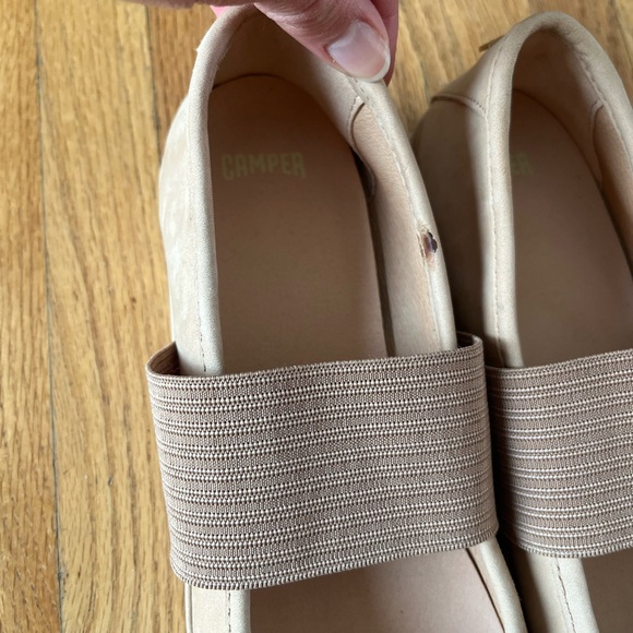 Camper Beige Flats with Elastic Strap - Picture 4 of 8